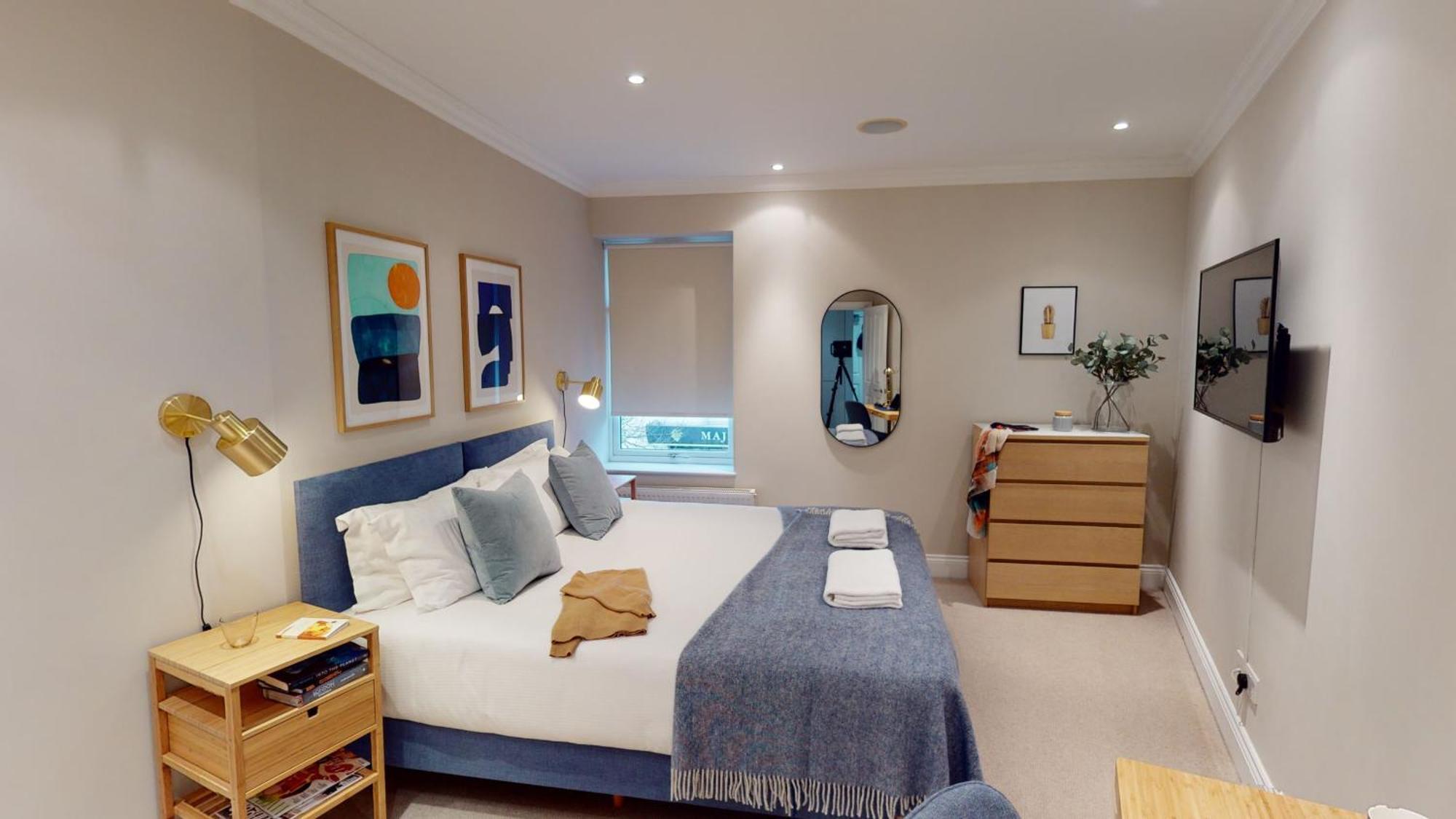 Madison Hill - White Hill House 3 - 1 Bedroom Flat * London