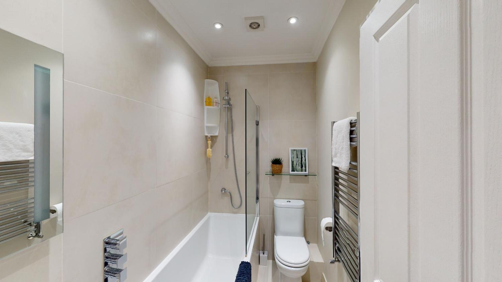 Madison Hill - White Hill House 3 - 1 Bedroom Flat Apartment *
